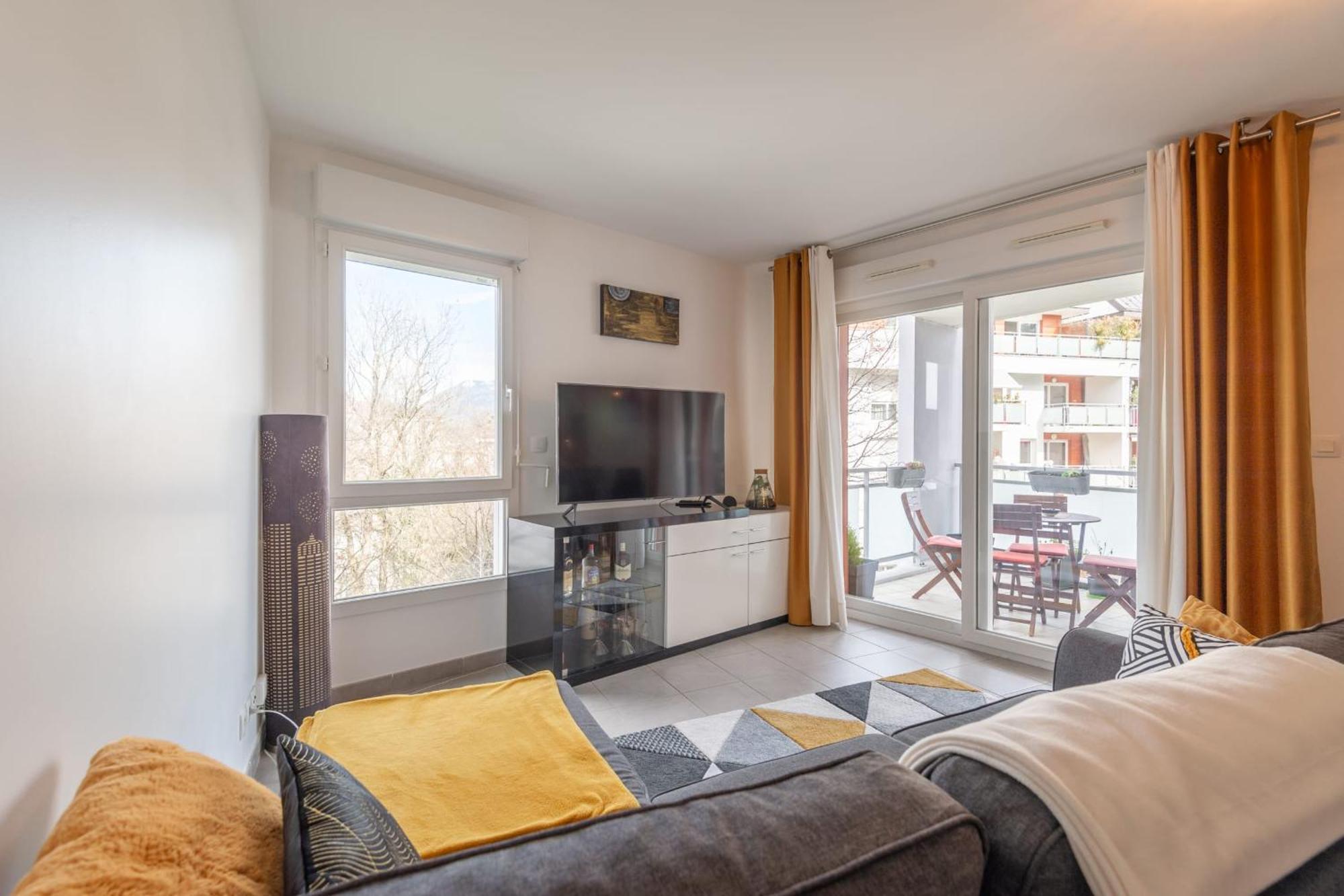 Joli T2 De 57 M Proche Lac Et Vieille Ville Annecy Ngoại thất bức ảnh